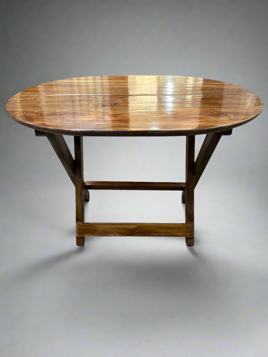 FoldEase Oval Table