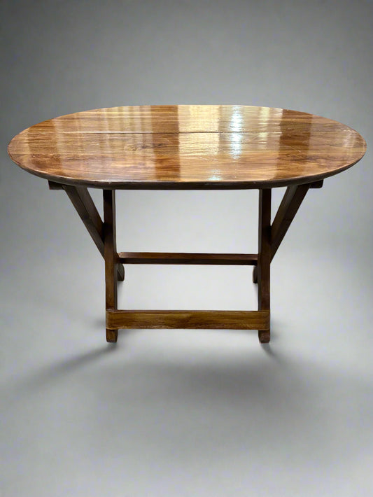 FoldEase Oval Table